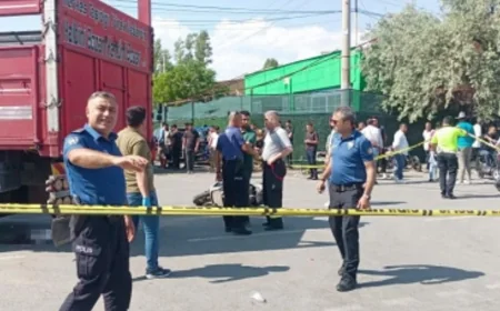 Motosiklet ile Tır Çarpıştı: Sürücü Yaşamını Yitirdi