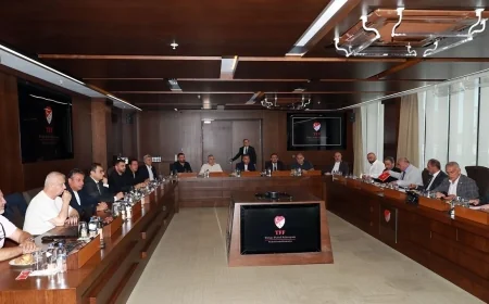 TFF Başkanı Hacıosmanoğlu, kulüp başkanları ile bir araya geldi