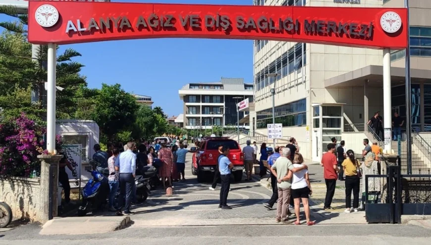 Alanya Ağız ve Diş Sağlığı Merkezi'nde yangın: Bina tahliye edildi